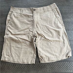 Banana Republic Men’s Tan Flat Front Shorts